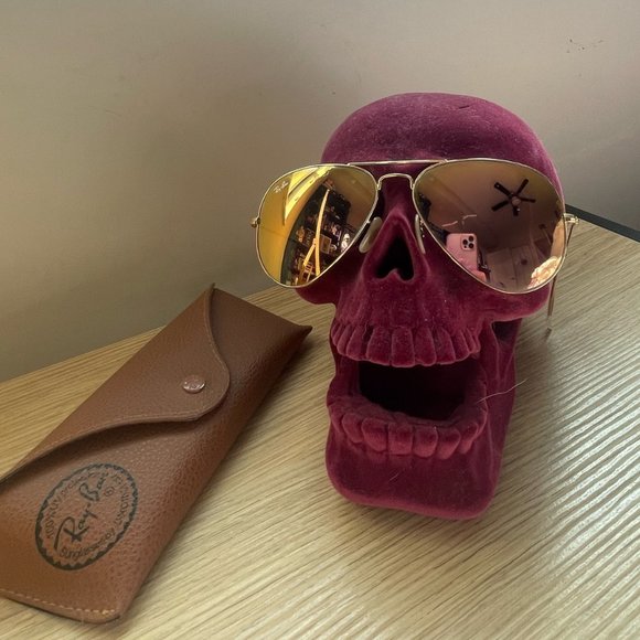 Ray-Ban Aviator Sunglasses - Picture 3 of 6